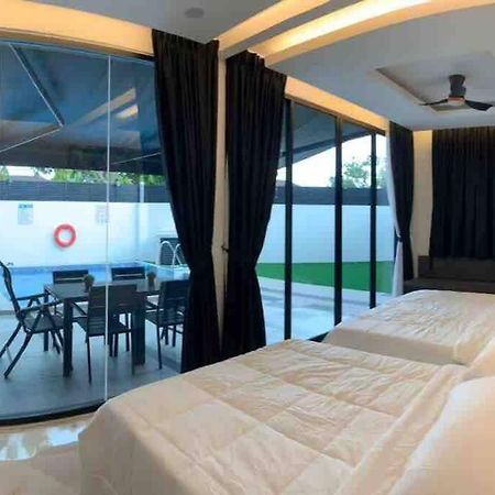 Abbie'S Private Pool Villa Bukit Mertajam Penang Extérieur photo