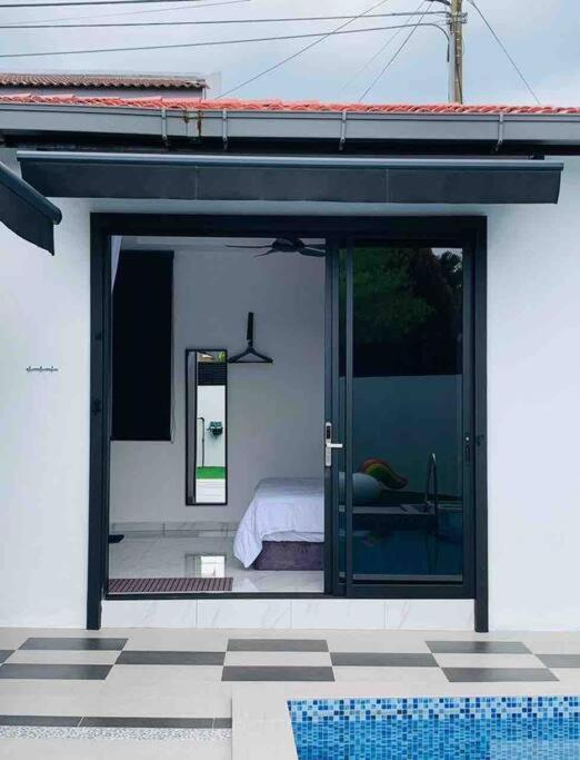 Abbie'S Private Pool Villa Bukit Mertajam Penang Extérieur photo