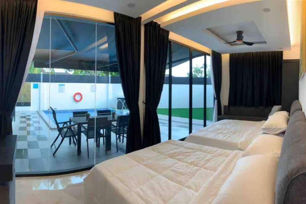Abbie'S Private Pool Villa Bukit Mertajam Penang Extérieur photo