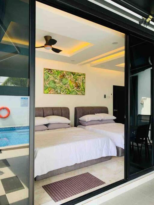 Abbie'S Private Pool Villa Bukit Mertajam Penang Extérieur photo
